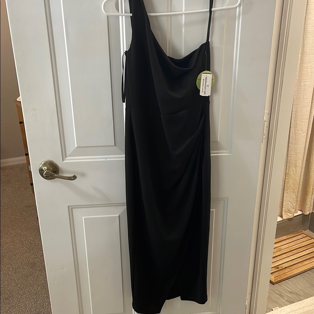Elegant Black Evening Dress